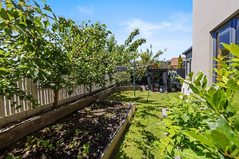 Photo of property in 20 Penruddock Rise, Westmorland, Christchurch, 8025
