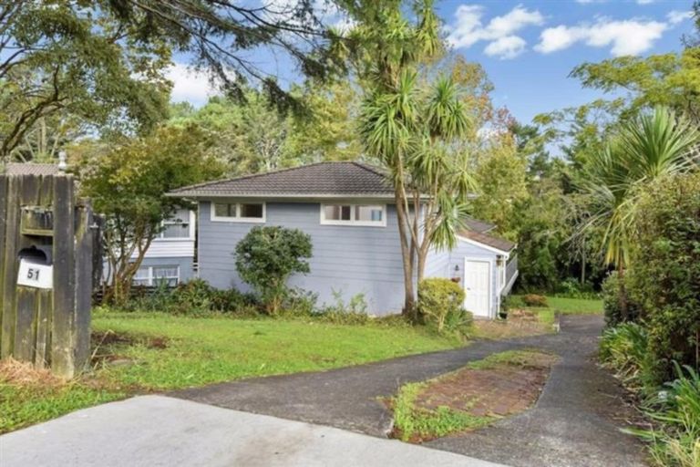 Photo of property in 51 Cyclarama Crescent, Massey, Auckland, 0614