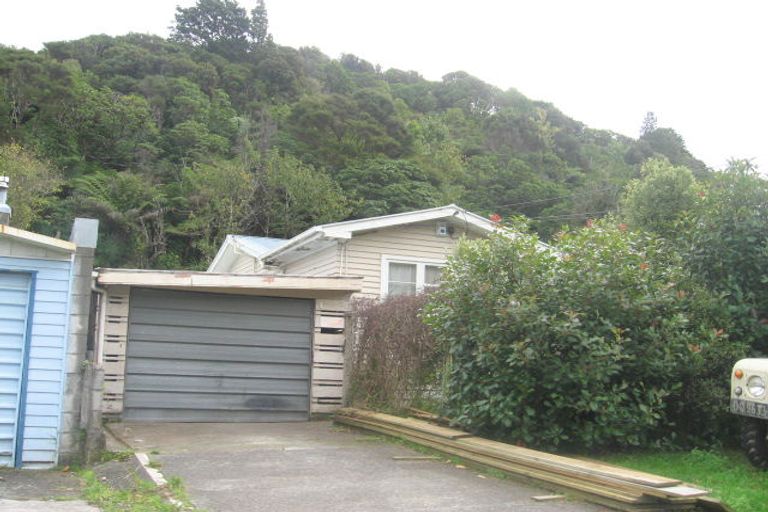 Photo of property in 53 Hair Street, Wainuiomata, Lower Hutt, 5014