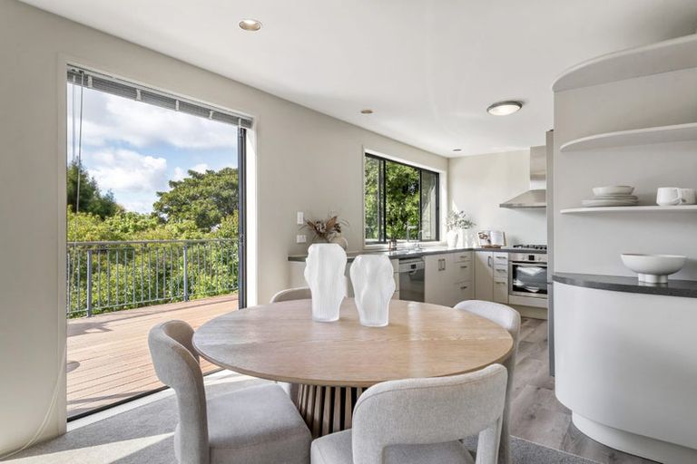 Photo of property in 1/20a Rawene Road, Birkenhead, Auckland, 0626