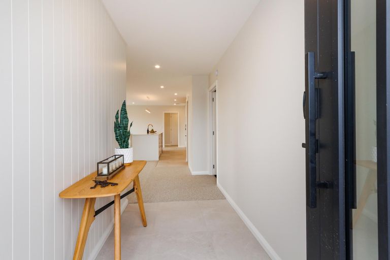 Photo of property in 124 Churcher Street, Maewa, Feilding, 4702