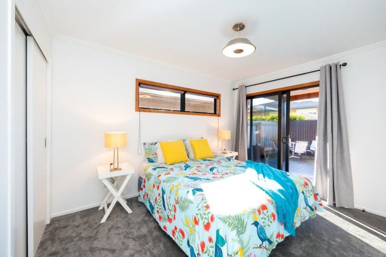 Photo of property in 43 Te Mata Road, Havelock North, 4130