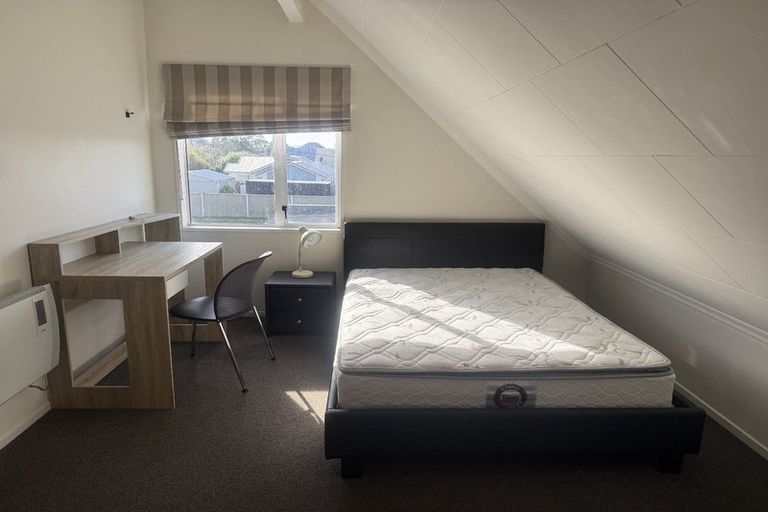 Photo of property in 389 Yaldhurst Road, Russley, Christchurch, 8042