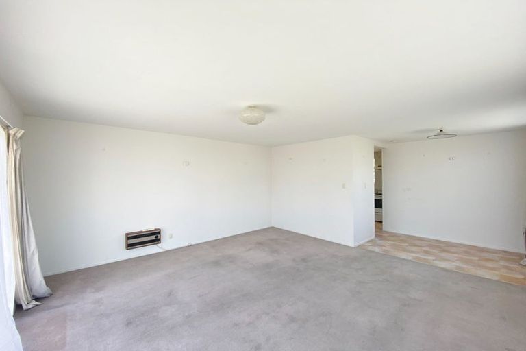 Photo of property in 2/329 Hendersons Road, Hoon Hay, Christchurch, 8025