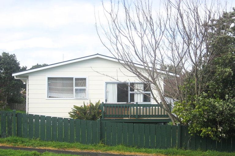 Photo of property in 12 Tahurangi Place, Spotswood, New Plymouth, 4310