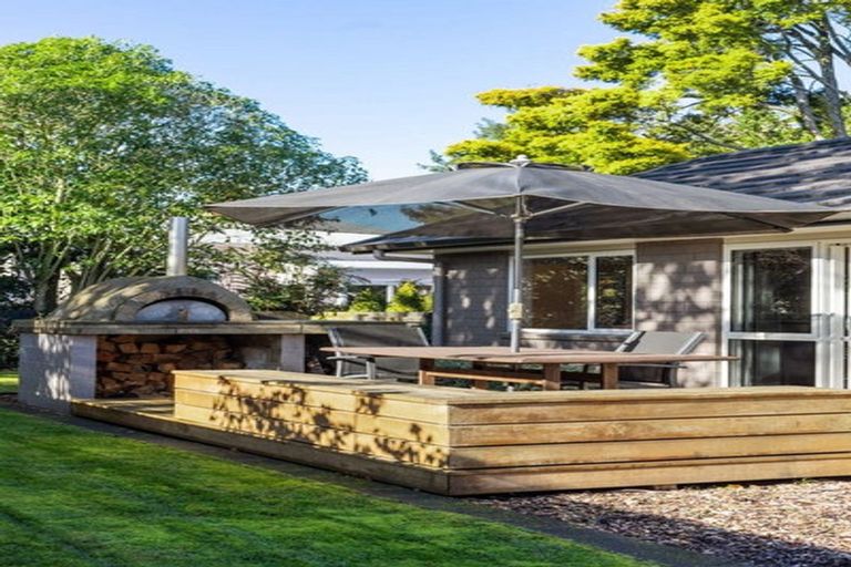 Photo of property in 28c Hamilton Road, Cambridge, 3434