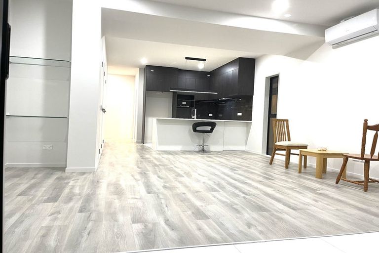 Photo of property in 42 Auranga Drive, Karaka, 2113