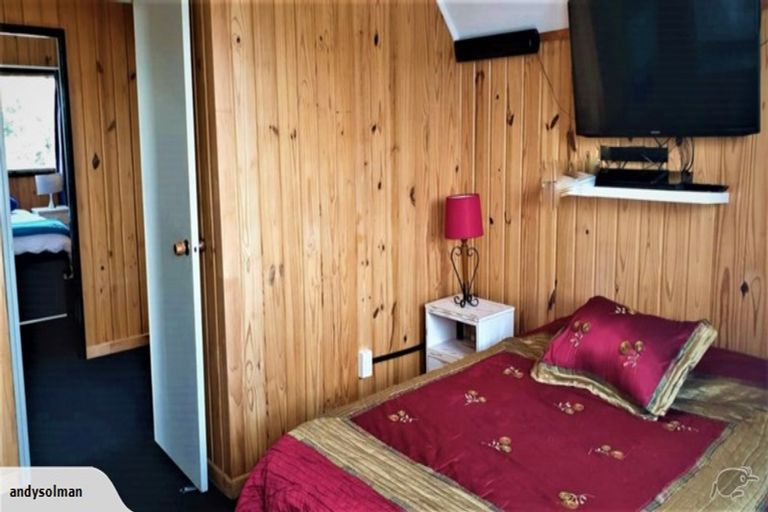 Photo of property in 50 Poaka Avenue, Dinsdale, Hamilton, 3204