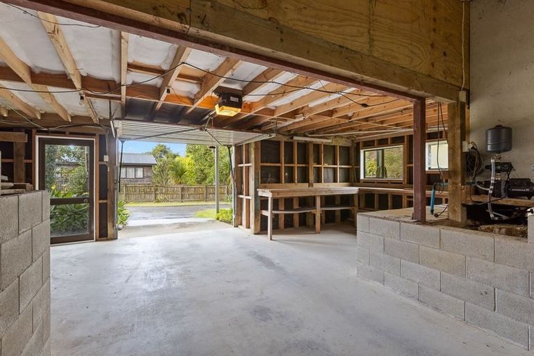 Photo of property in 11b Dobell Road, Stanmore Bay, Whangaparaoa, 0932