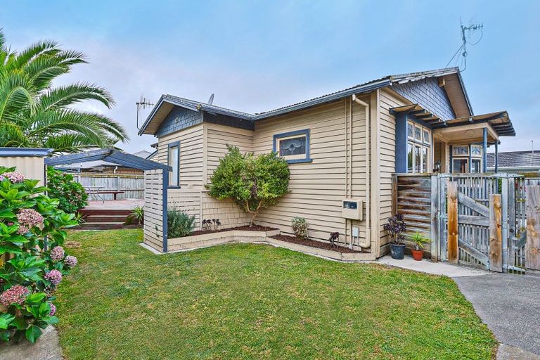 Photo of property in 408 Alexandra Street, Hastings, 4122