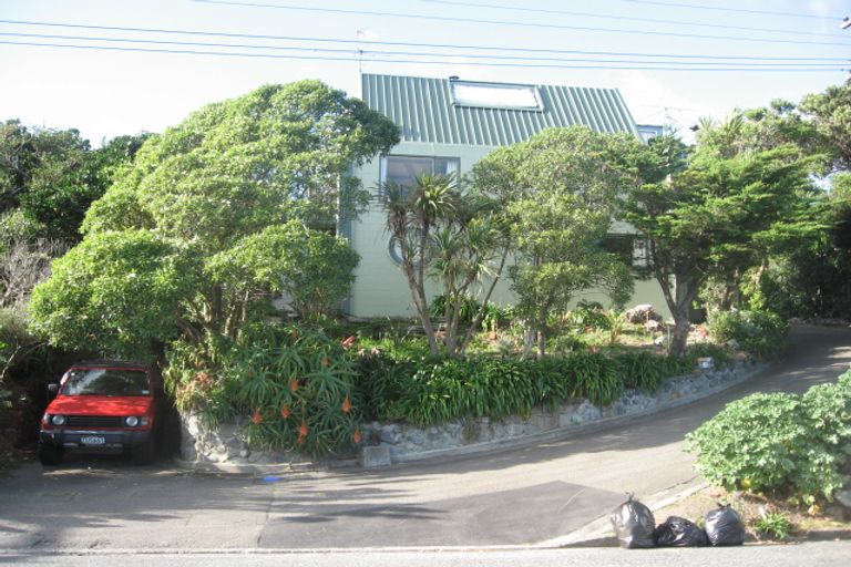 Photo of property in 1/16 Thornley Street, Titahi Bay, Porirua, 5022