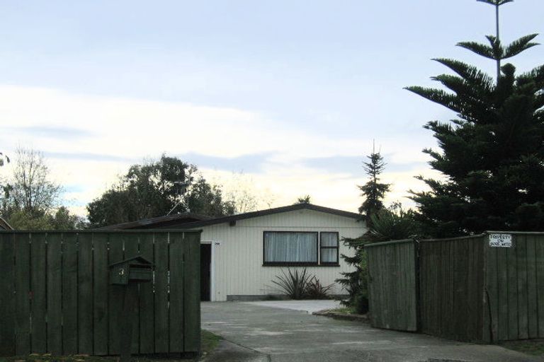 Photo of property in 3 Rangiatea Street, Paraparaumu Beach, Paraparaumu, 5032