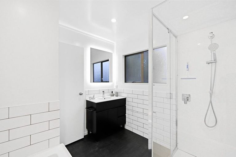 Photo of property in 12 Pohutukawa Drive, Pukete, Hamilton, 3200