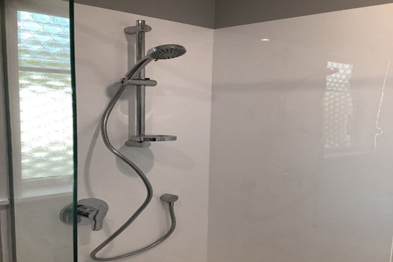 Photo of property in 105 Main Road, Wainuiomata, Lower Hutt, 5014