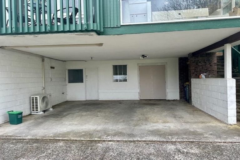 Photo of property in 1/135 Exmouth Road, Northcote, Auckland, 0627