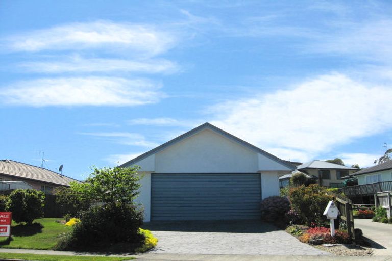 Photo of property in 8 Huria Street, Stoke, Nelson, 7011