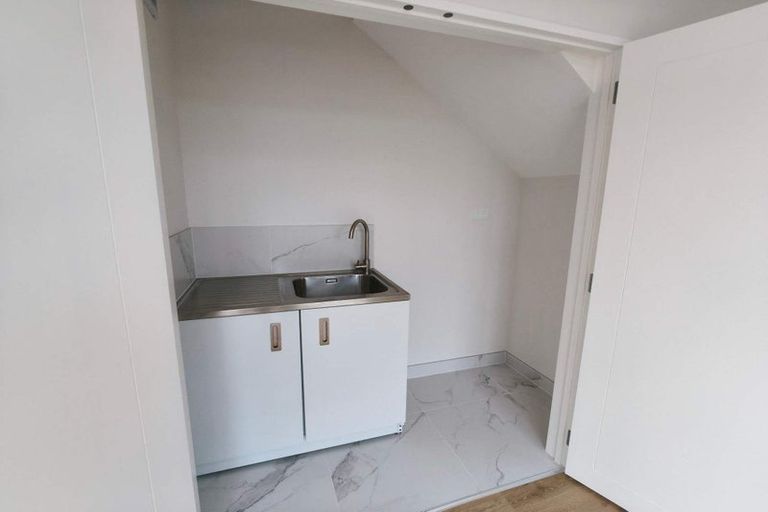 Photo of property in 24 Bela Vista Boulevard, Swanson, Auckland, 0614