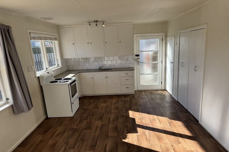 Photo of property in 4/707 Saint Aubyn Street East, Parkvale, Hastings, 4122