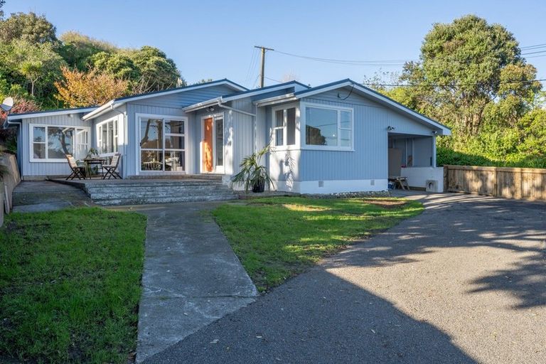 Photo of property in 34 Ngaio Street, Otaki Beach, Otaki, 5512