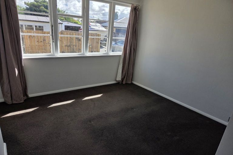 Photo of property in 15 Willis Street, Bader, Hamilton, 3206