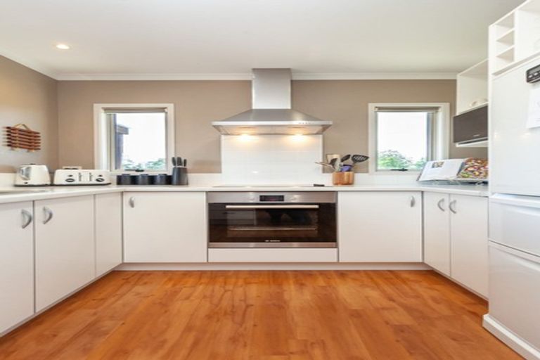 Photo of property in 6 Depot Street, Tirau, 3410