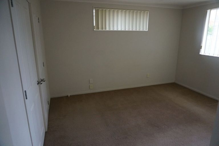 Photo of property in 34 Morewa Place, Takanini, 2112