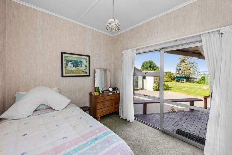 Photo of property in 12 Anzac Avenue, Onekawa, Napier, 4110