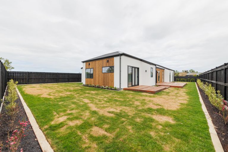 Photo of property in 124 Churcher Street, Maewa, Feilding, 4702