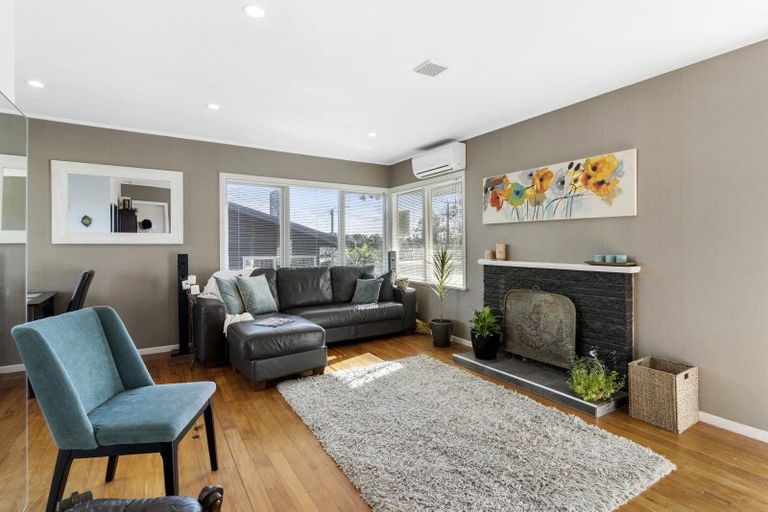 Photo of property in 26 Saffron Street, Birkdale, Auckland, 0626