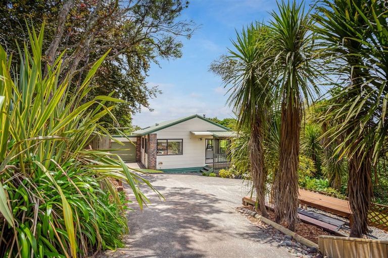 Photo of property in 227a Don Buck Road, Massey, Auckland, 0614