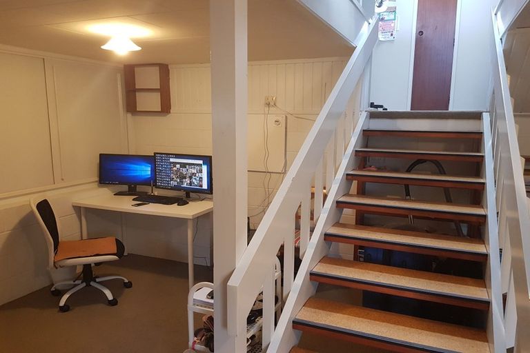 Photo of property in 2/175 Birkenhead Avenue, Birkenhead, Auckland, 0626