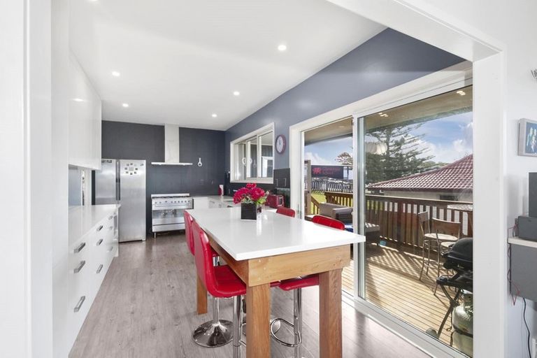 Photo of property in 156 Glamorgan Drive, Torbay, Auckland, 0630