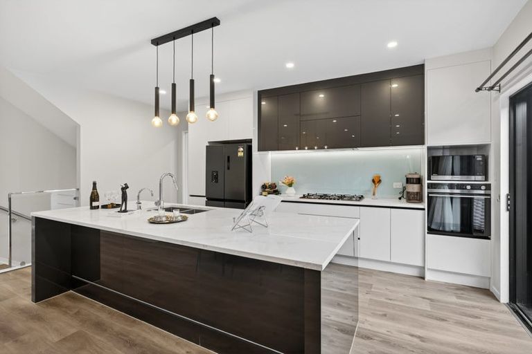 Photo of property in 26 Bendridge Street, Flat Bush, Auckland, 2019