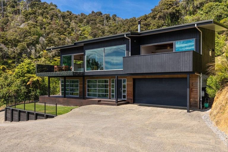Photo of property in 2793 Grove Arm, Whenuanui Bay, Picton, 7281