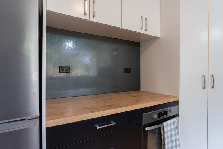 Photo of property in 1 Rimu Street, Tawa, Wellington, 5028