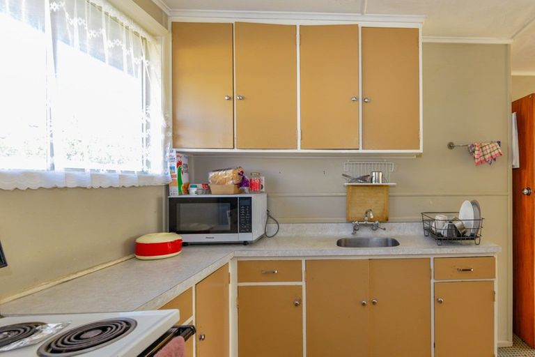 Photo of property in 806 Lyell Street, Akina, Hastings, 4122