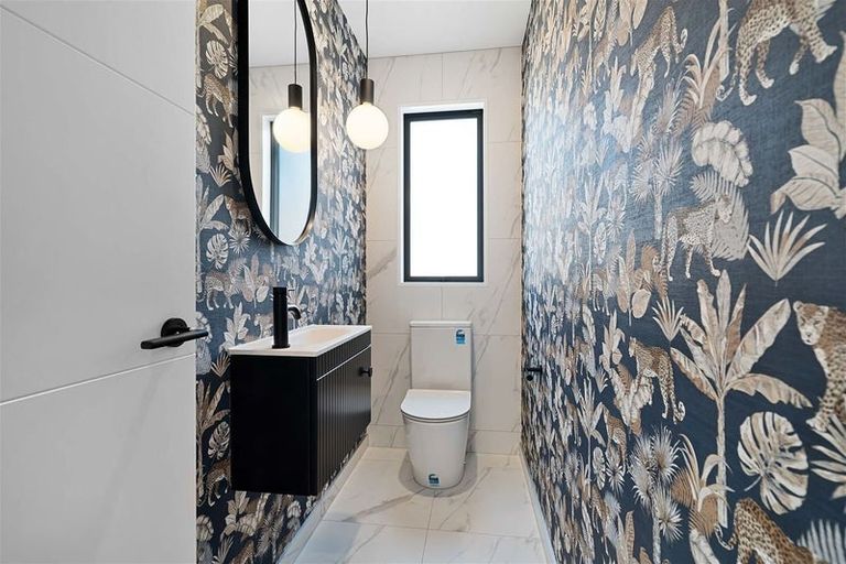 Photo of property in 4 Frank Ernest Crescent, Prebbleton, 7604