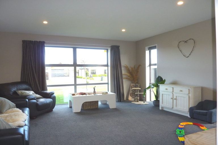 Photo of property in 14 Genoa Avenue, Rolleston, 7614