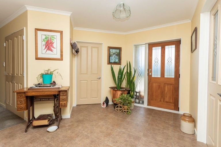 Photo of property in 8 Bowen Street, Woodville, 4920