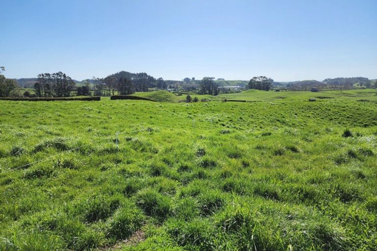 Photo of property in 868 Upland Road, Egmont Village, New Plymouth, 4372