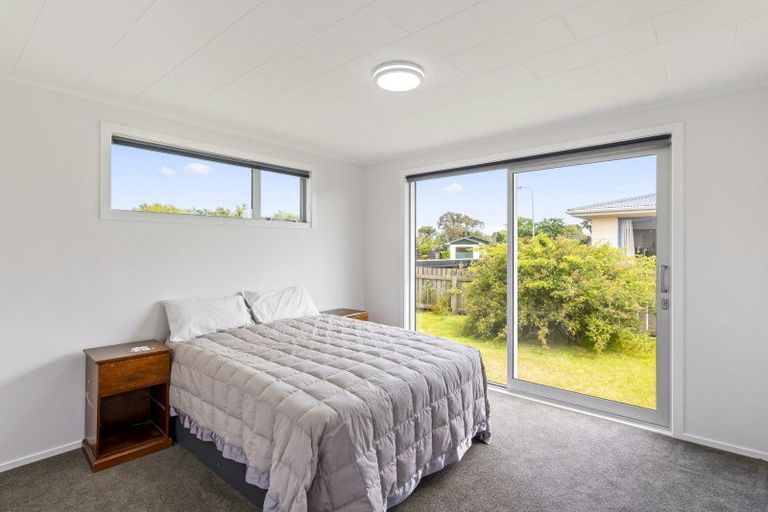 Photo of property in 6b Sharda Grove, Paraparaumu Beach, Paraparaumu, 5032