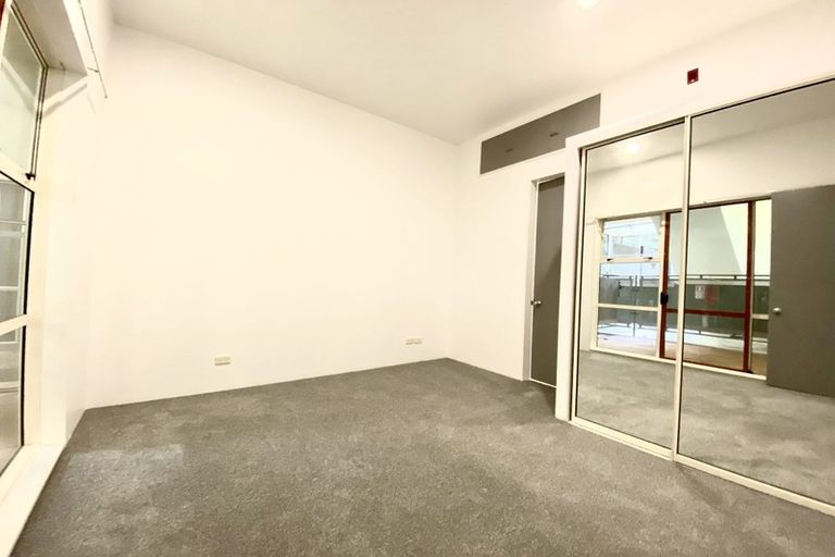 Photo of property in Sirocco Apartments, 405/8u Church Street, Wellington Central, Wellington, 6011