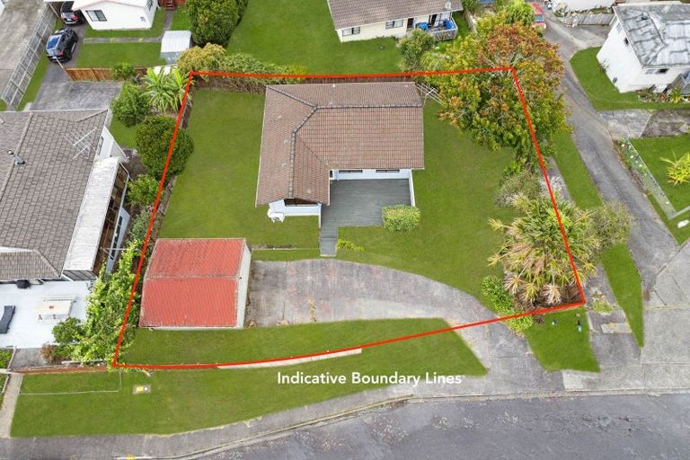 Photo of property in 26 Lambrown Drive, Totara Vale, Auckland, 0629