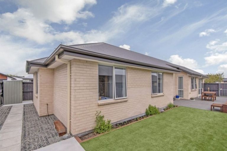 Photo of property in 5 Norrie Way, Kaiapoi, 7630