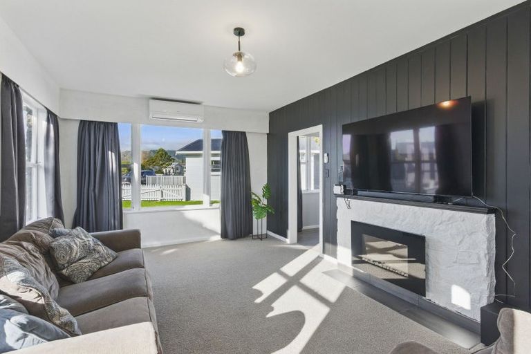 Photo of property in 2 Weld Street, Levin, 5510