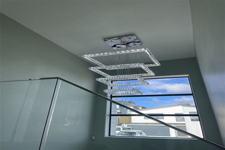 Photo of property in 4 Matuka Lane, Ranui, Auckland, 0612