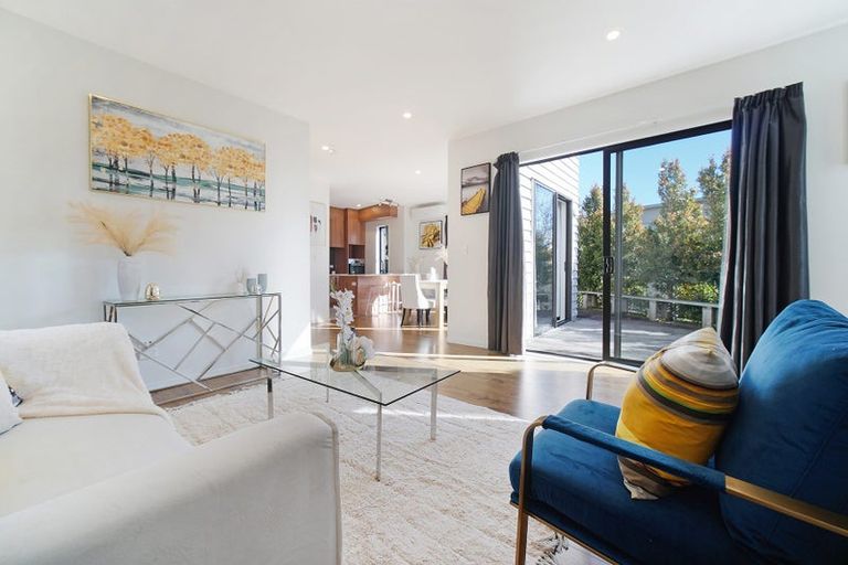 Photo of property in 37 Fusion Road, Flat Bush, Auckland, 2019