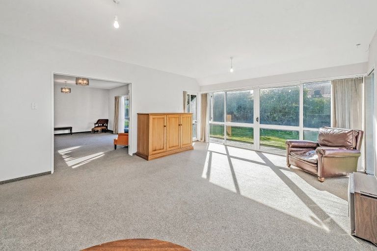 Photo of property in 12 Eversleigh Street, St Albans, Christchurch, 8014