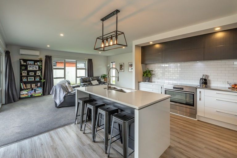 Photo of property in 33 Lewis Crescent, Rolleston, 7614