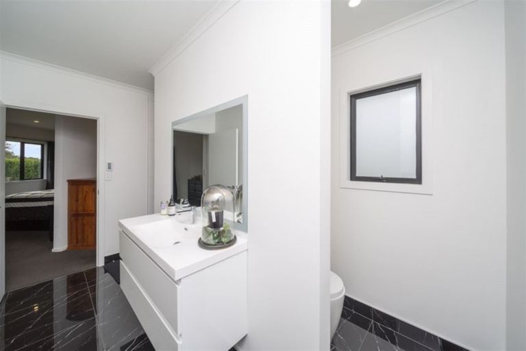 Photo of property in 464a Turuturu Road, Hawera, 4674